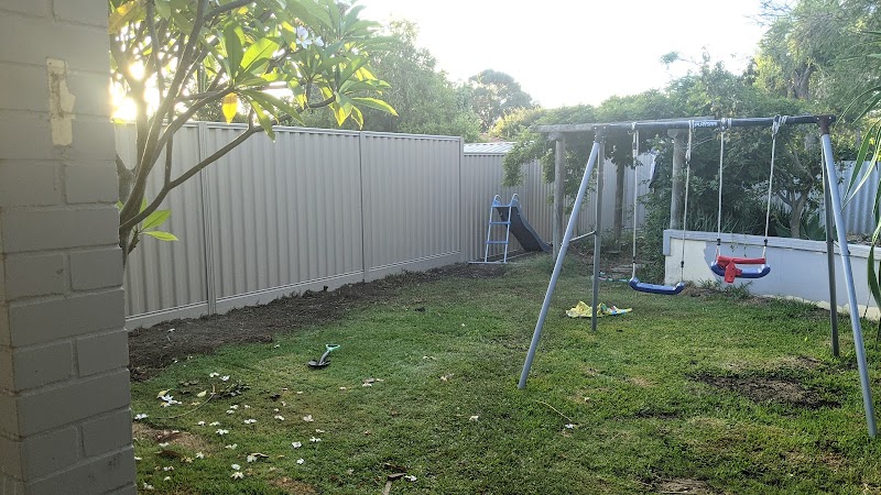 HP Fencing and Gates photo 1