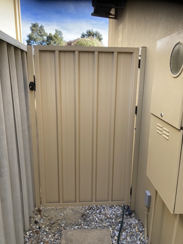 HP Fencing and Gates photo 2