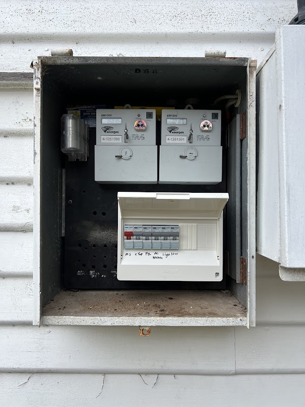 Isme Electrical Hope Island project 6