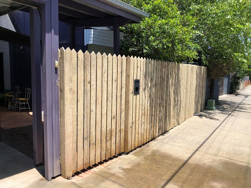 Know A Fence photo 1