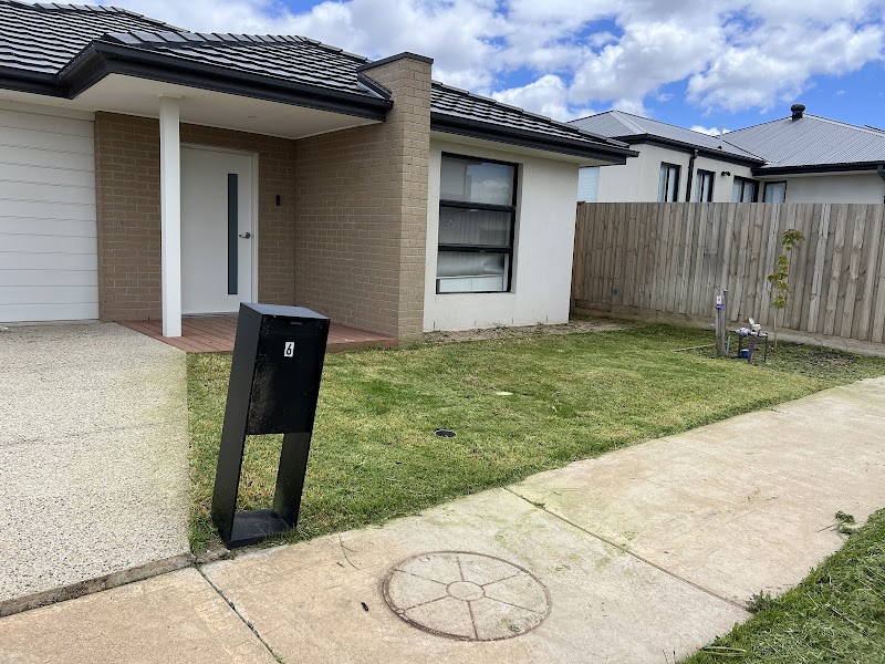 Lawn Mowings Australia photo 2