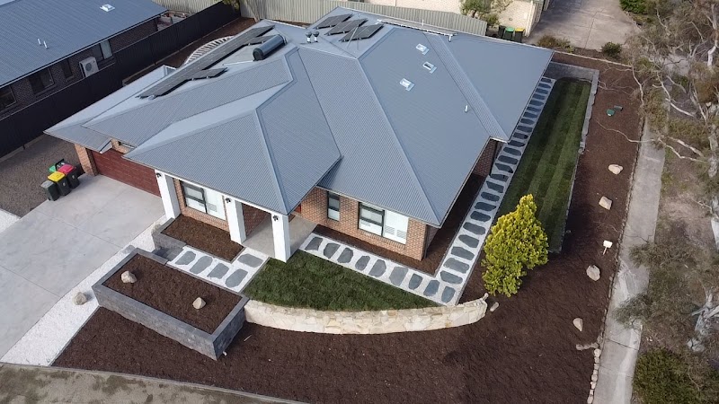 LEADING OUTDOOR SOLUTIONS work 4