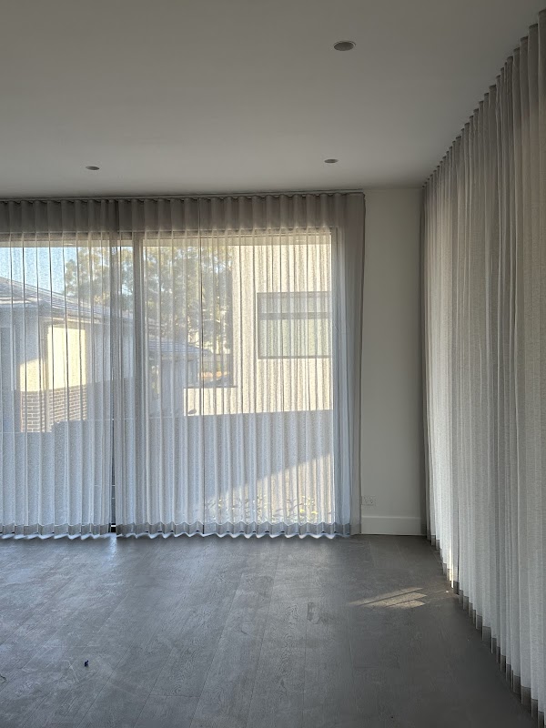 LJ Curtains & Blinds photo 3