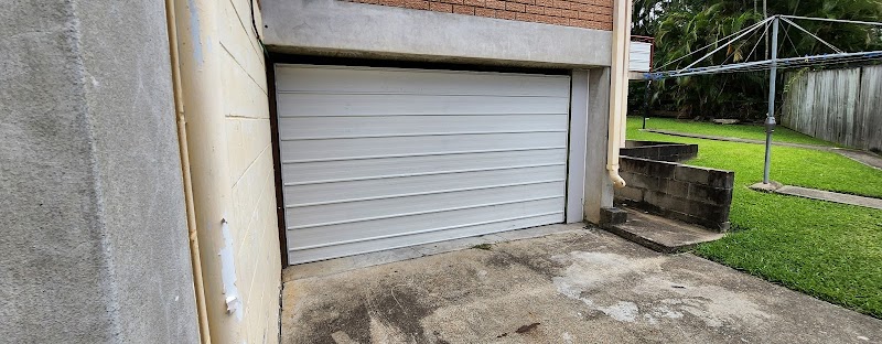 M & C DOOR REPAIRS work 4