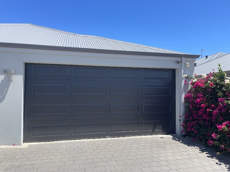 Mandurah Garage Door Repairs work 1