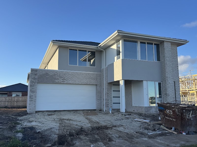 Mastercoat painting and rendering group photo 2