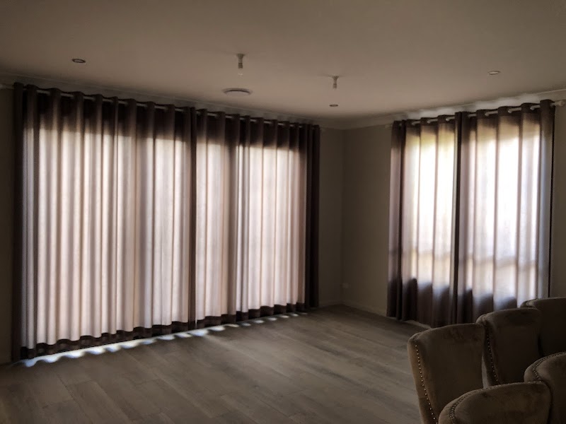 Milan Curtain & wallpaper project 9