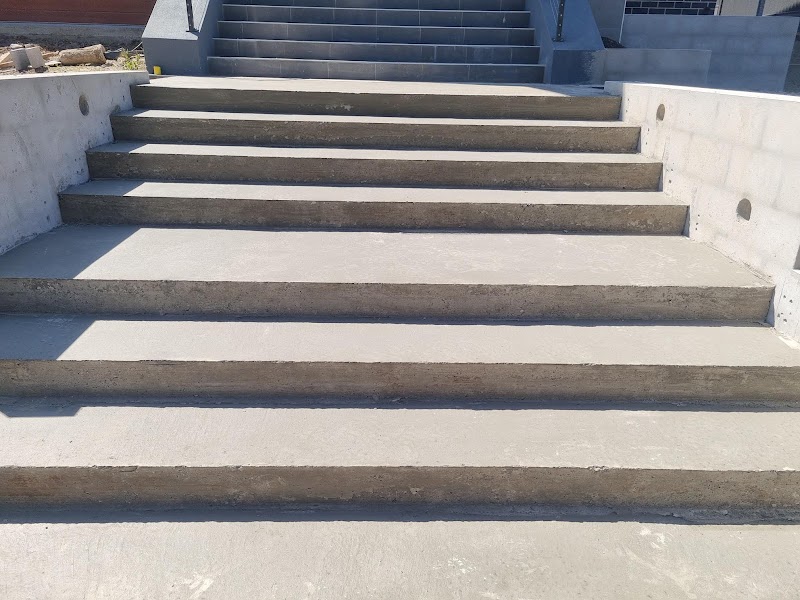 Modern Style Concreting & Landscaping project 8