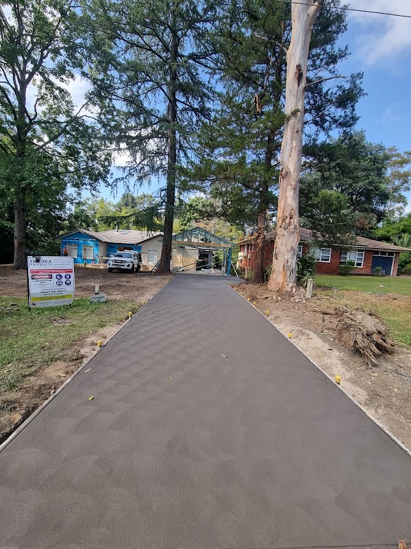 Modern Style Concreting & Landscaping project 9