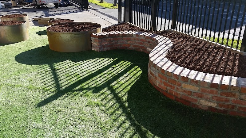 Natural Gardeners project 5