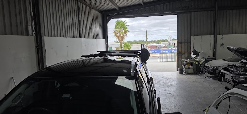 Neerabup Panel & Paint photo 2