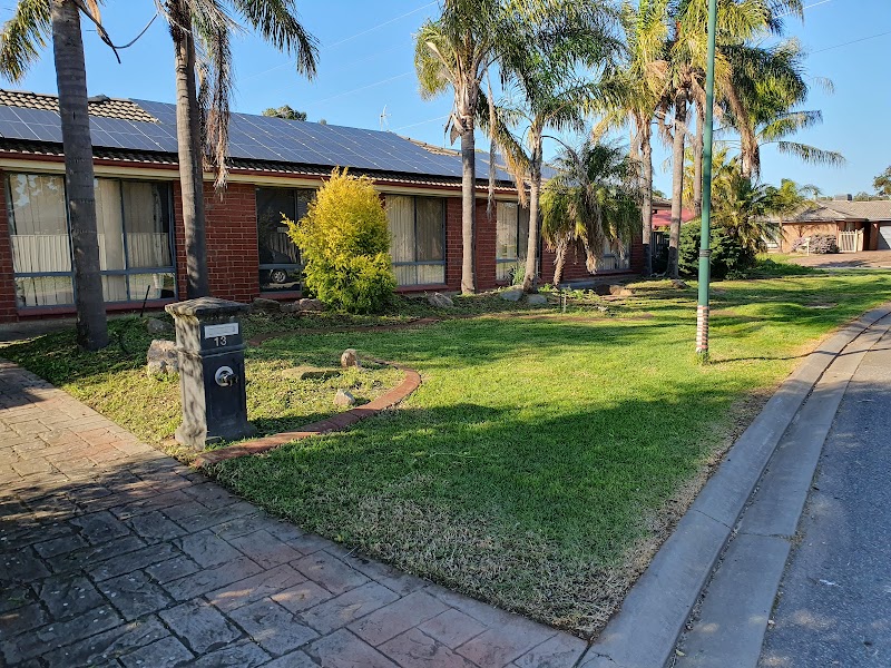 north2south fencing & gardens work 2