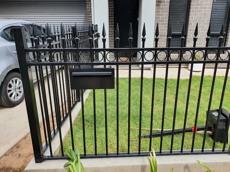 north2south fencing & gardens project 9