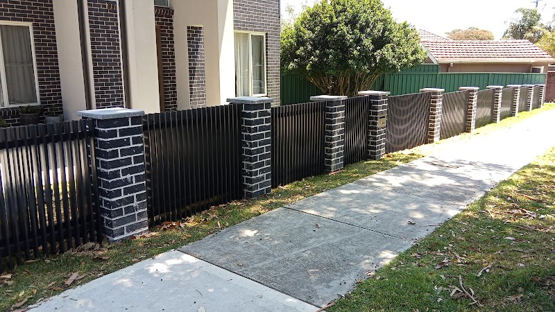 Padstow gates and fencing project 7