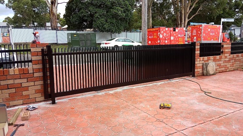 Padstow gates and fencing project 10