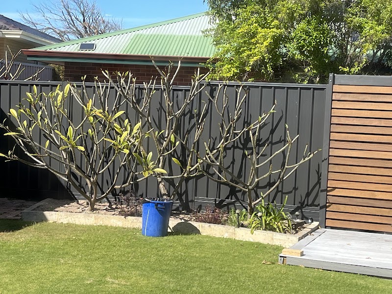 Peel Fencing project 10
