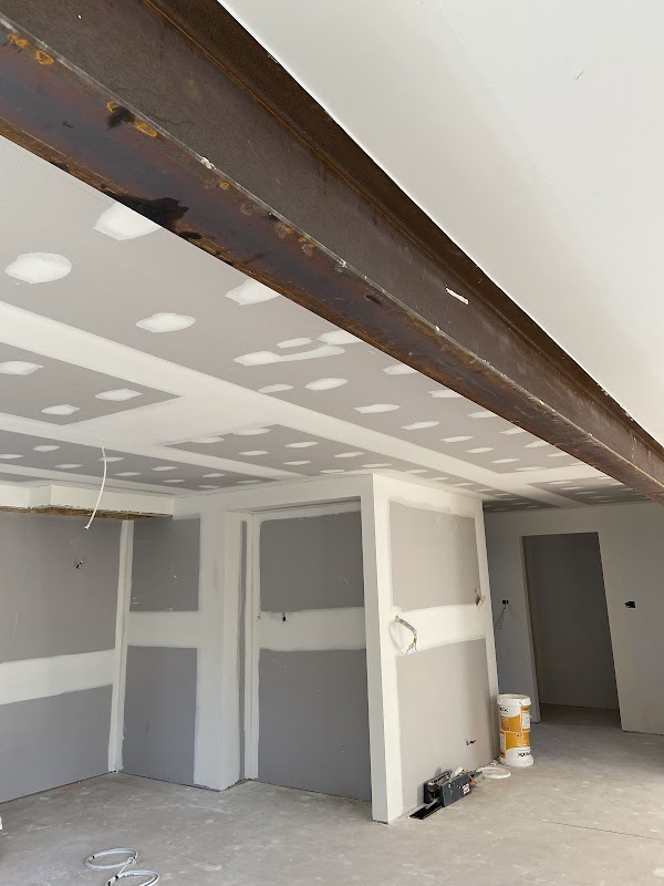 plastering,painting, handyman 29years experience is the way 24/7 everyday work 1