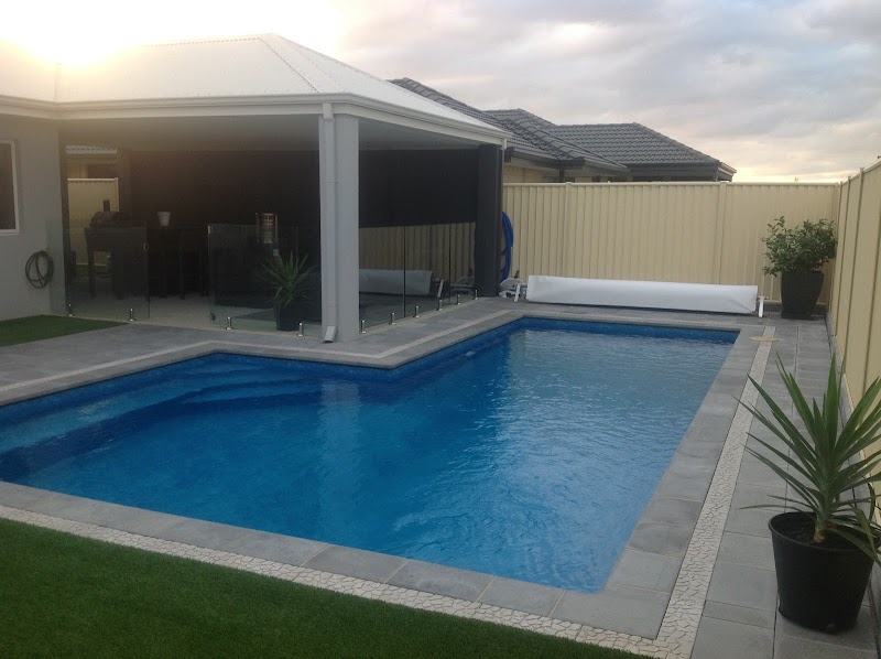 Pool Cleaning Perth work 2