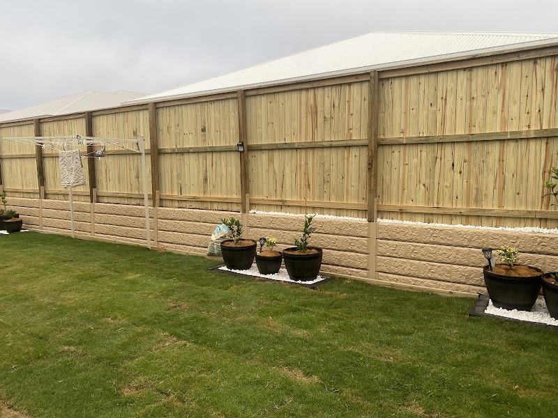Primary Fencing & Landscaping project 4