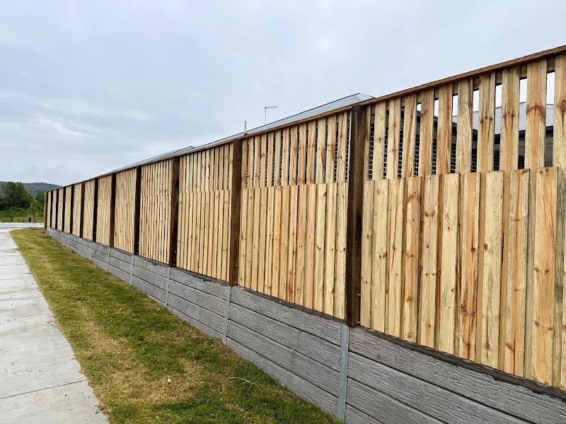 Primary Fencing & Landscaping project 6