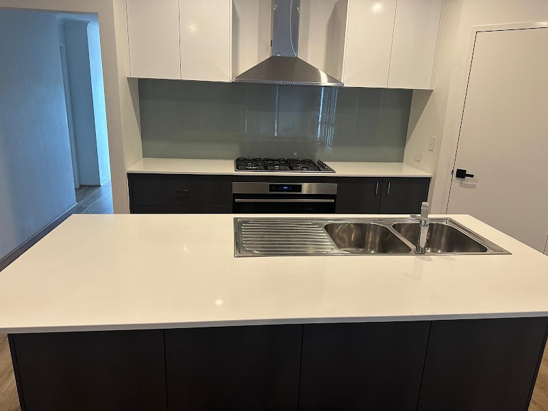 PROFESSIONAL AND EFFECTIVE CLEANING SERVICES photo 3