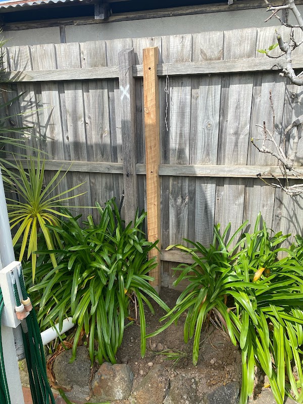 PV BUZZA FENCES AND GATES work 2