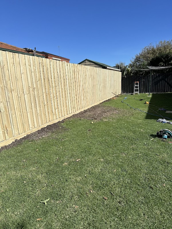 Q Quality Fencing project 9
