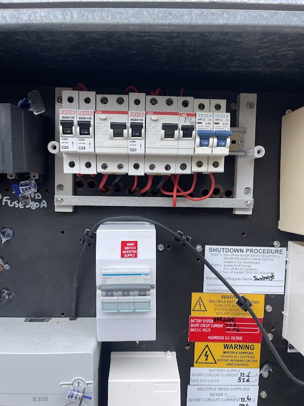 QC Connect | Electrical & Air-Conditioning project 6