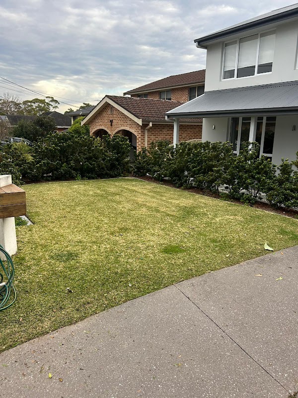 R.T's Lawn & Garden Maintenance photo 2