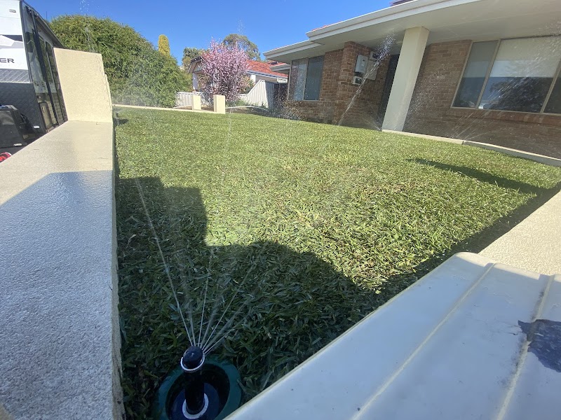 Rob's Total Lawn Service photo 1