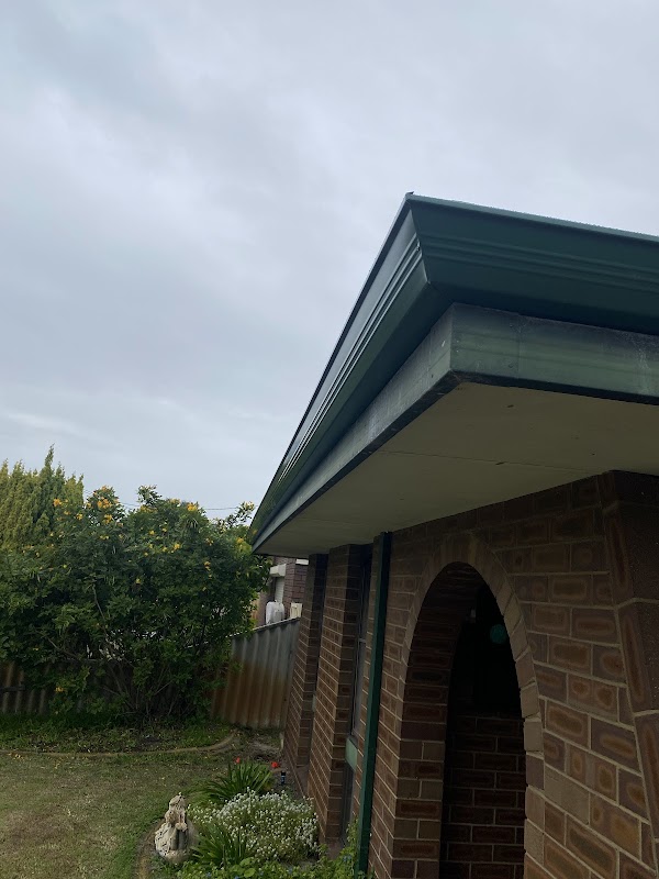 Royal Roof and Gutter work 4