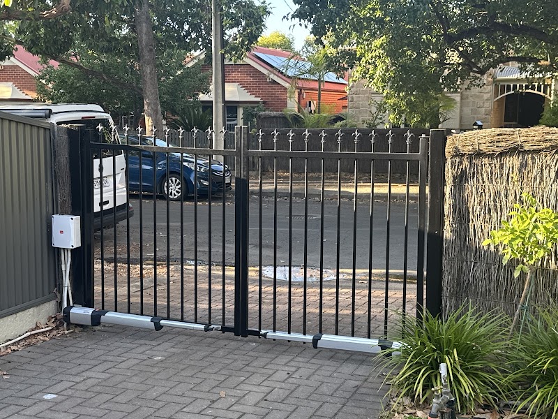 SA FenceWorx & Retaining work 3