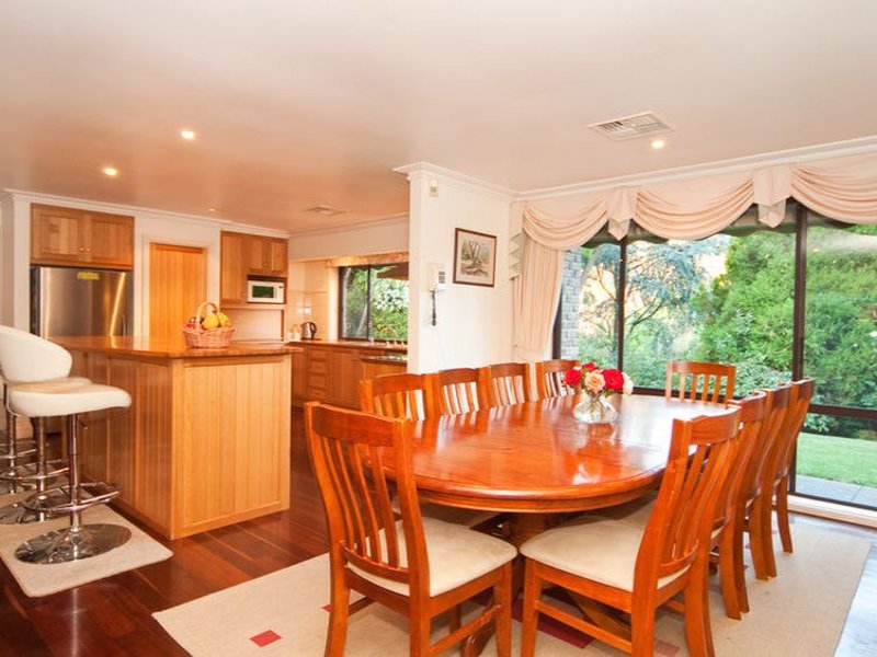 Shiny Handy People - Cleaning, Gardening & Handyman Services work 4