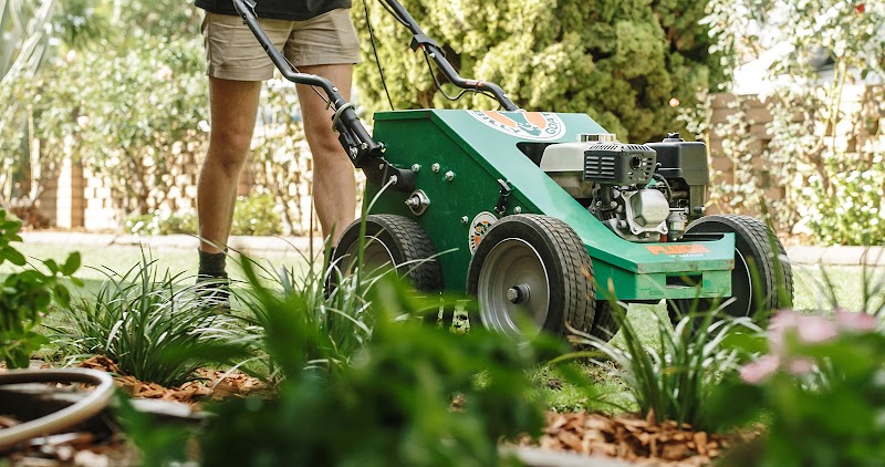 Silverstone Gardening and Lawn Mowing photo 3