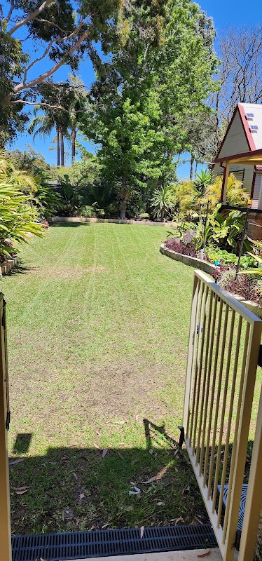Silverstone Gardening and Lawn Mowing project 10