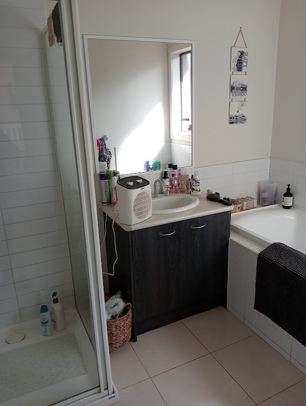 Simones Domestic and Commercial Cleaning project 7