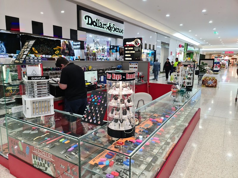 Speedie Key and Watch - Car Key Replacement Brisbane, Car Key Cutting Expert Springwood work 3