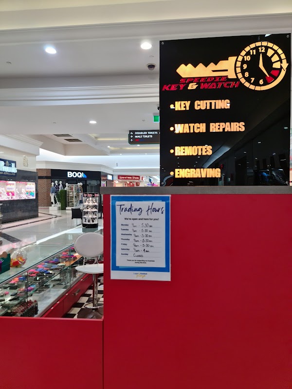 Speedie Key and Watch - Car Key Replacement Brisbane, Car Key Cutting Expert Springwood work 4