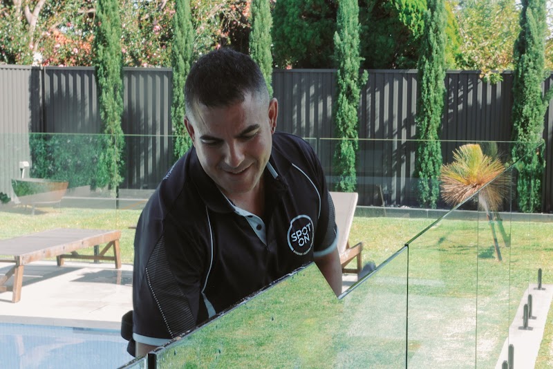 SpotOn Window, Gutter and Pressure Cleaning - Softwash work 4