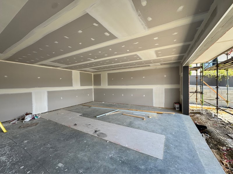 Straightline Plastering photo 2