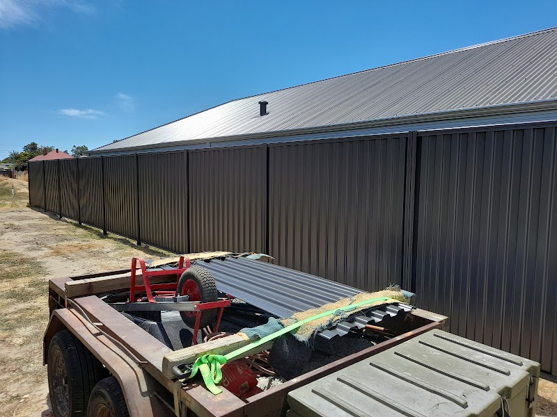 Suburban fencing work 2