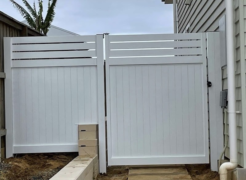 T & D Fence Factory work 2