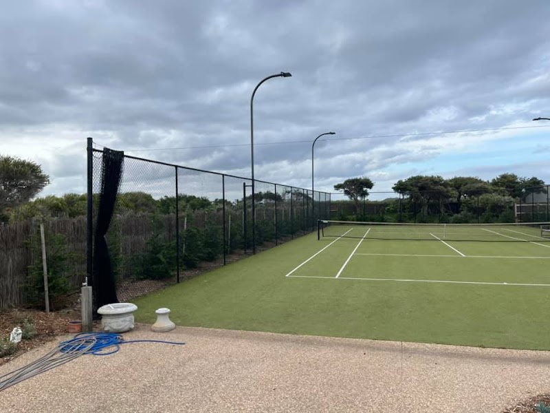 Tassie Fencing Co work 3