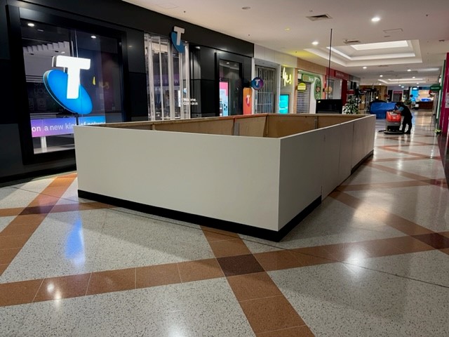 TITAN Retail - Construction Modular Hoarding and Fencing project 5