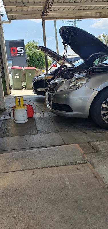 Toppin Auto Electrical Gavin. work 2