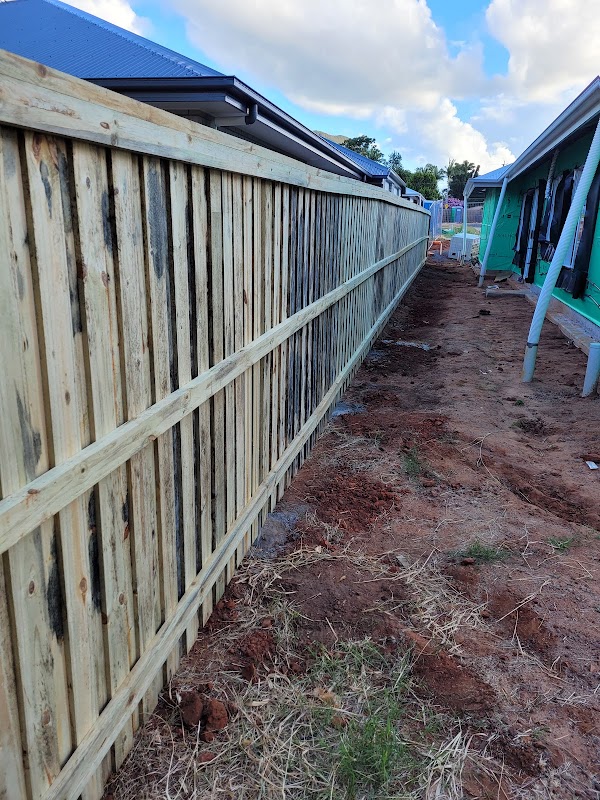 Total Fencing QLD project 7