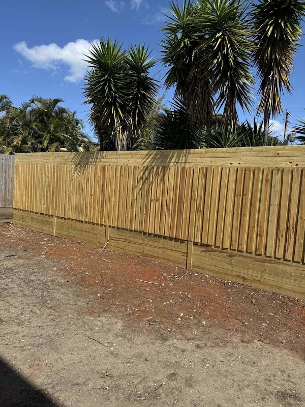 Universe Fencing Brisbane project 5