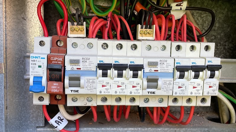 Urgent electrician, York electrical ( Electrician , Sparky ) work 1