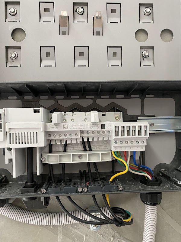 Urgent electrician, York electrical ( Electrician , Sparky ) work 2