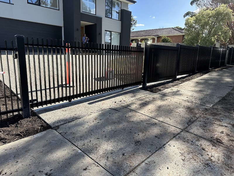 Van Khoa Fencing project 6